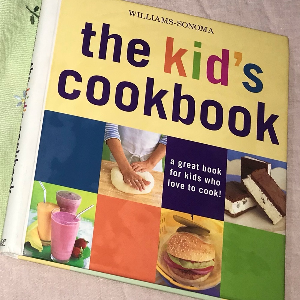 SALE | Williams-Sonoma Kids Cookbook Great book for kids who love to Cook